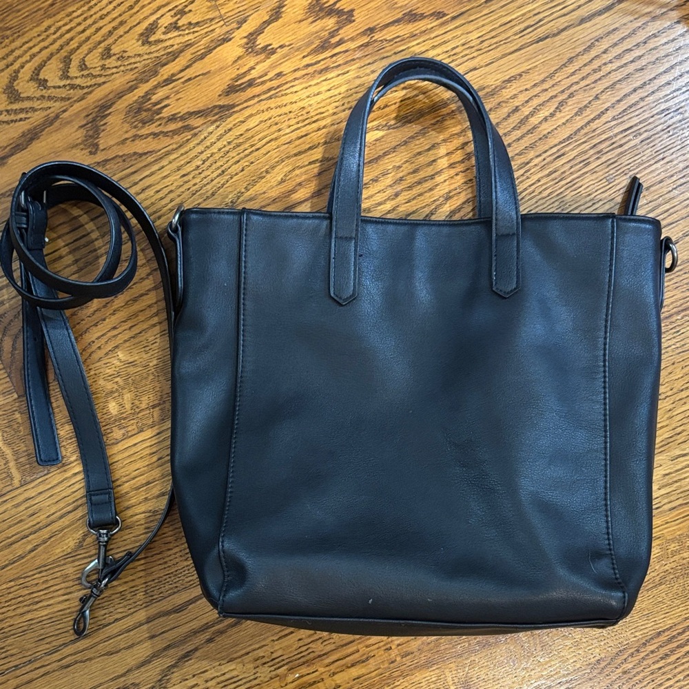 Madewell Transport Purse Knock off by Universal Thread Comes with crossbody